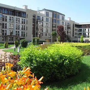  Apartment Garden Corner